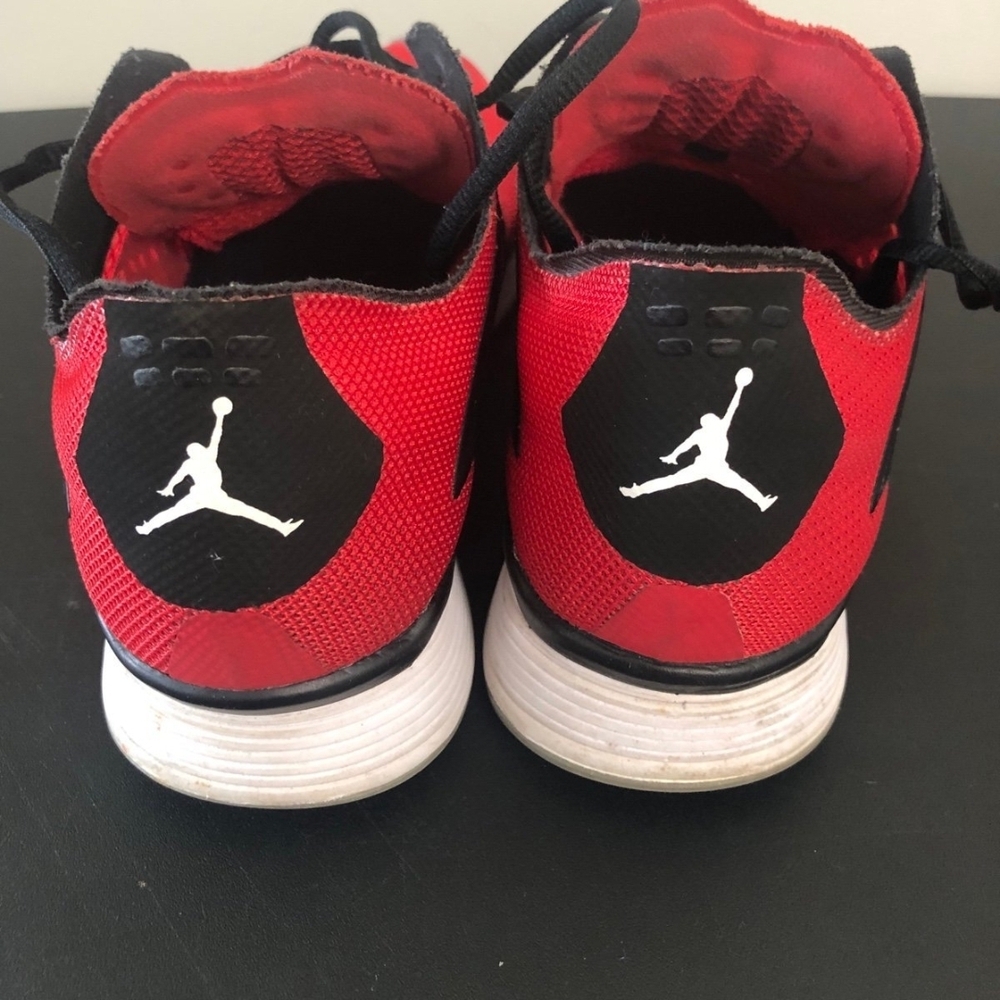 Jordan 89 Racer Toro Bravo Running Shoes - Picture 5 of 7